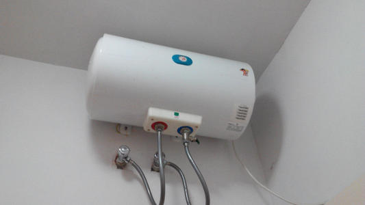 万家乐电热水器选购须知 电热水器不锈钢材质